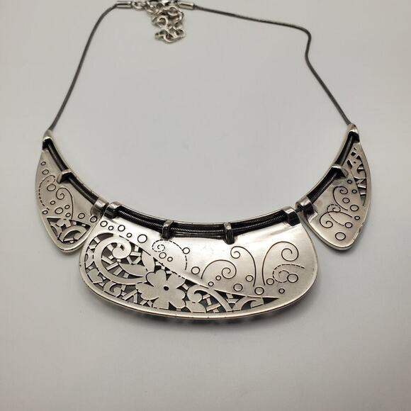 Brighton Flower Collar Statement Crystal Retired Pendant Necklace - Picture 5 of 9